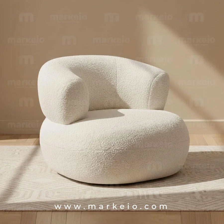 Aménagement d'un espace détente moderne avec le fauteuil bouclé Ukimo