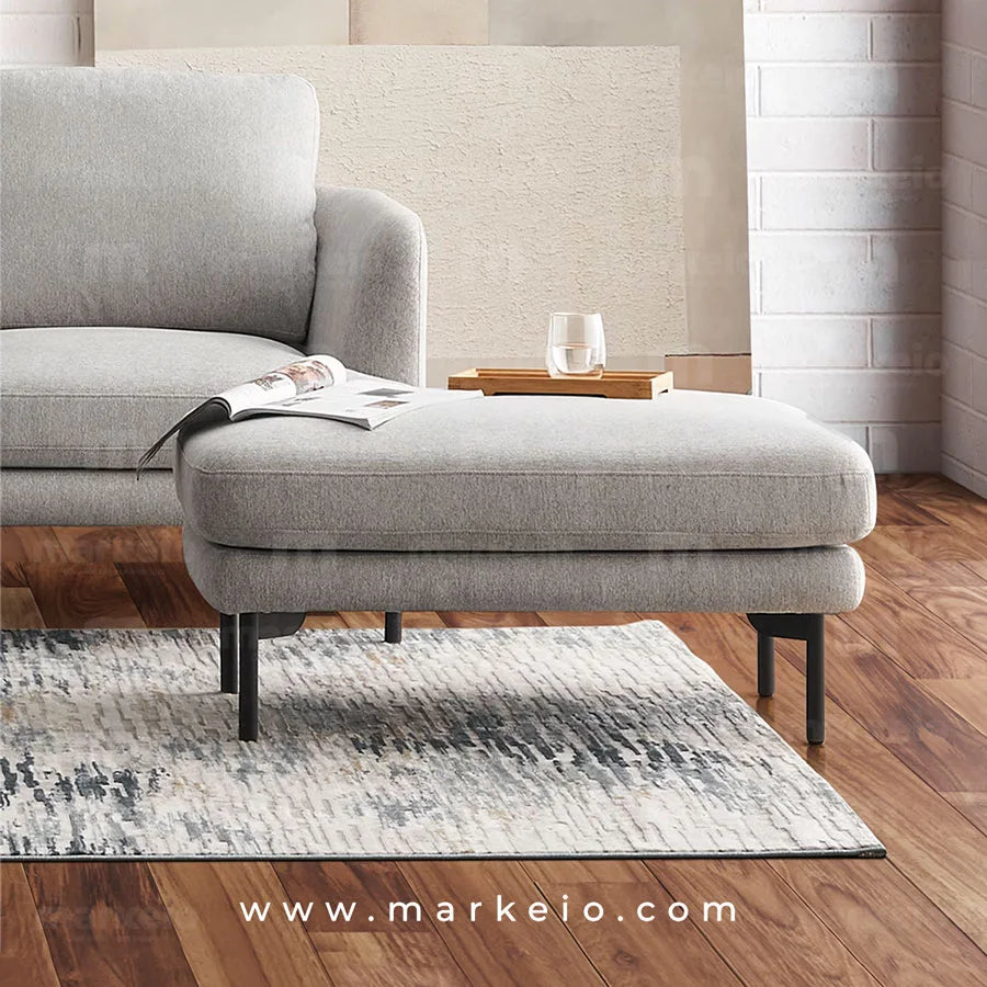 Pouf Arika gris clair idéal pour salon Markeio