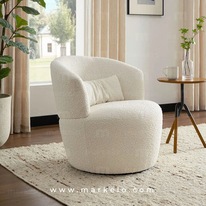 Assise enveloppante et confortable en bouclette blanche signée Markeio.