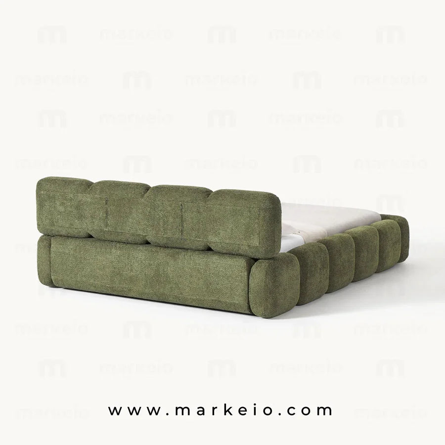 Installation d'un lit design Evamo dans une chambre à Marrakech