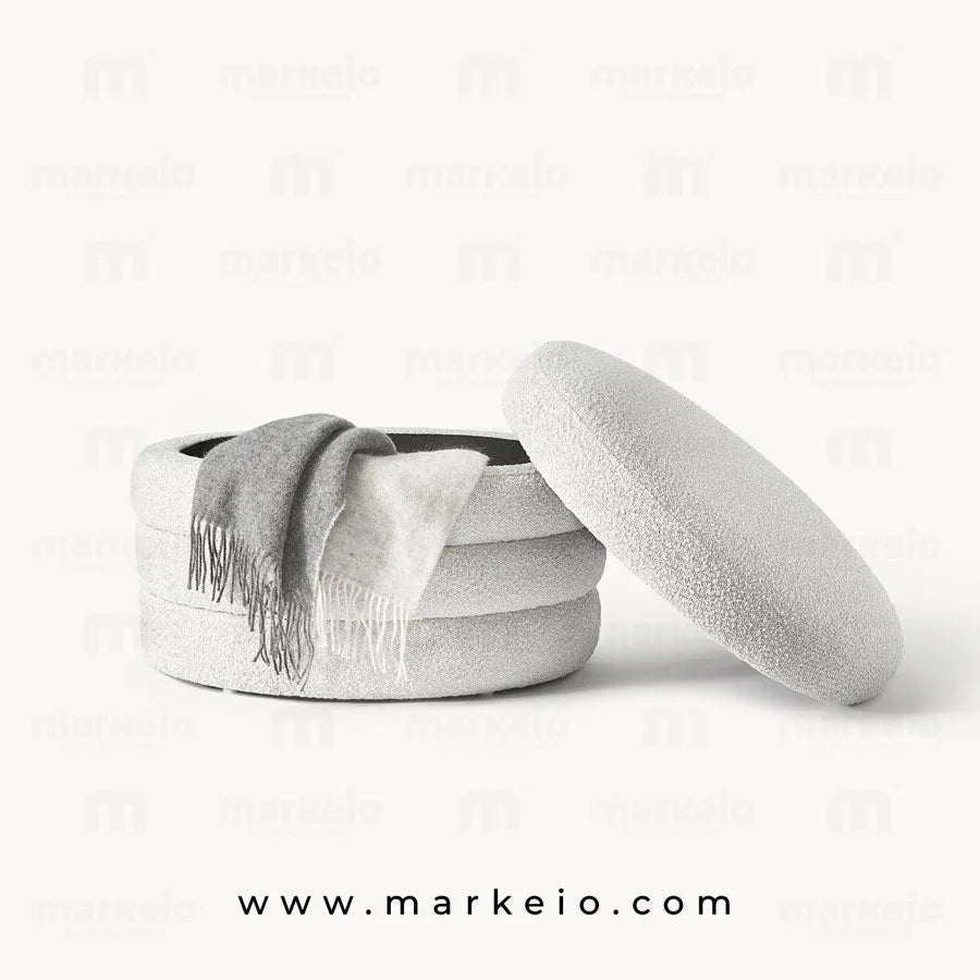 Petit meuble de rangement design aux formes arrondies et douces.