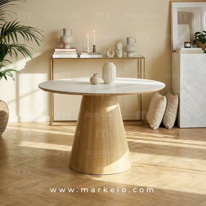 Table à manger Conik avec un piètement central en forme de cône.