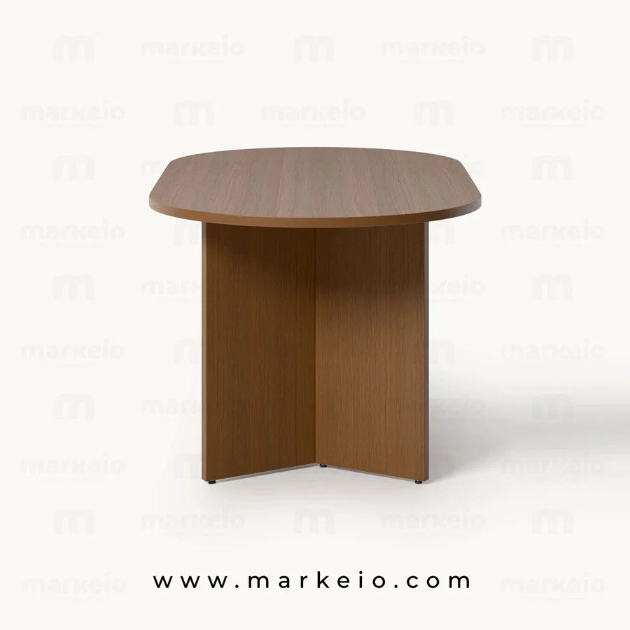Mobilier de salle à manger haut de gamme avec plateau ovale arrondi.